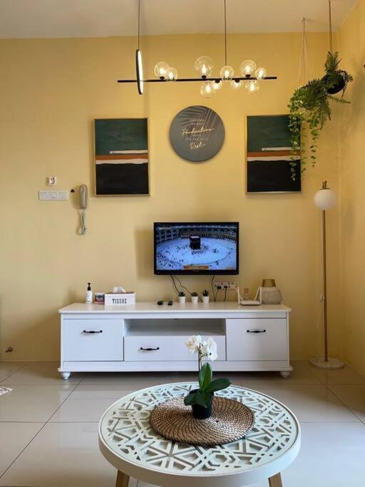 Opahome@Swiss Garden Residence Куантан Екстериор снимка
